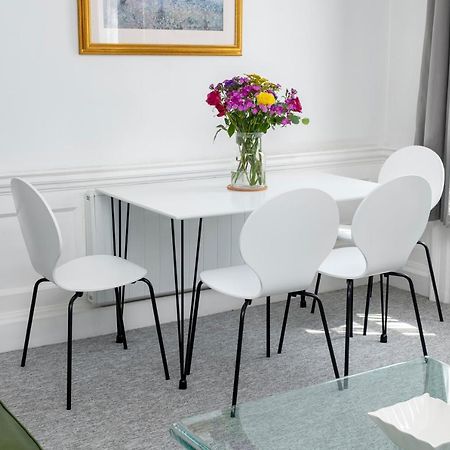 Super City Centre Apartment - Two Bedrooms, Perfect Location Bath Exteriör bild