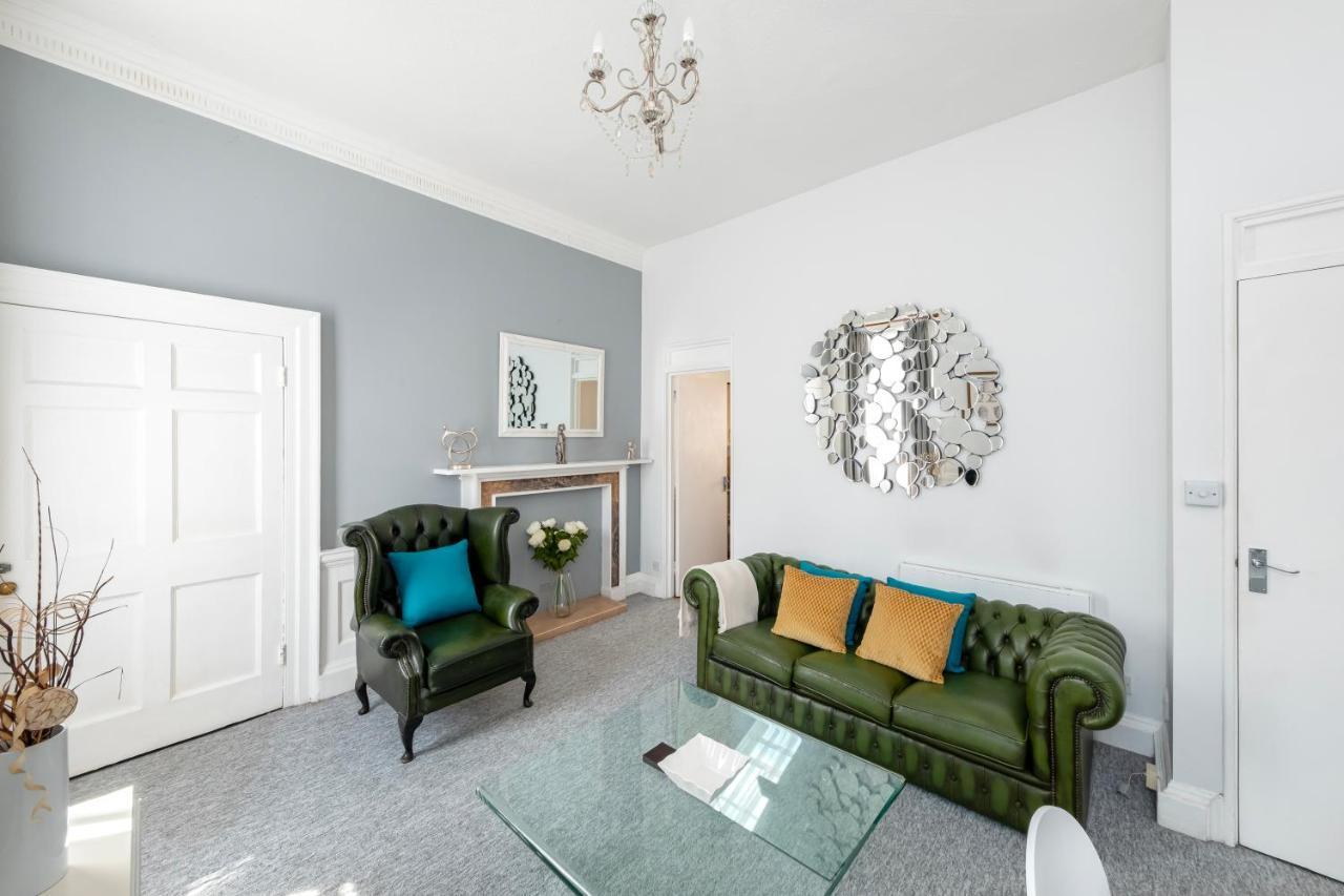 Super City Centre Apartment - Two Bedrooms, Perfect Location Bath Exteriör bild