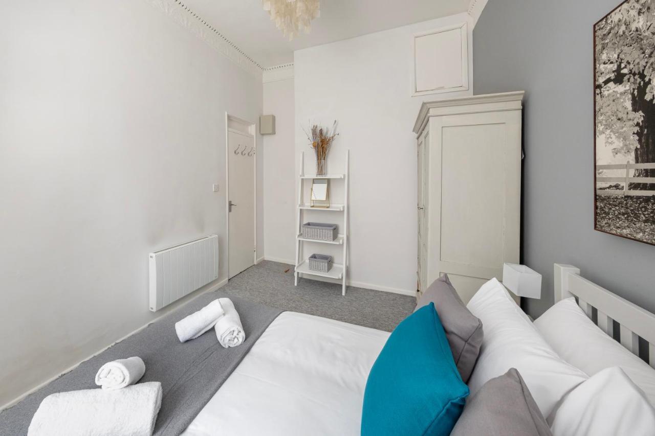Super City Centre Apartment - Two Bedrooms, Perfect Location Bath Exteriör bild