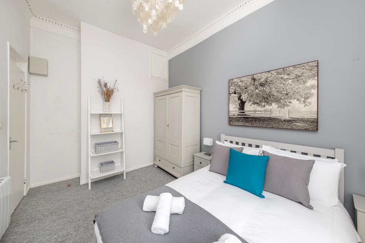 Super City Centre Apartment - Two Bedrooms, Perfect Location Bath Exteriör bild